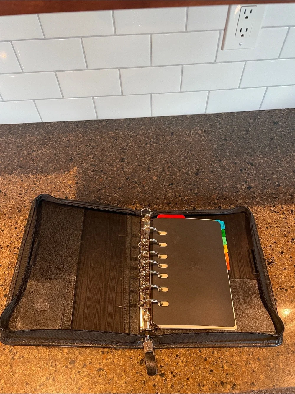 Vintage Franklin Quest 7 Ring Black Leather Planner